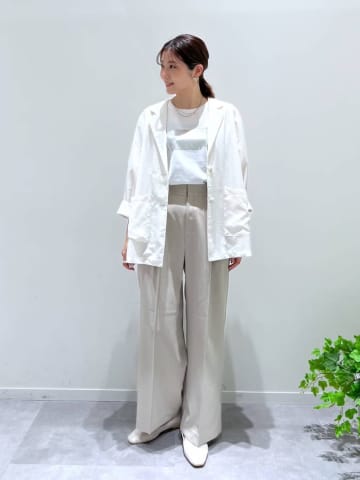 “キレイめ派”はどう着る？【グローバルワーク】今季マネしたい♡「大人のTシャツコーデ」