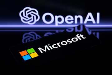 OpenAI、マイクロソフトを独禁法違反で提訴検討との報道