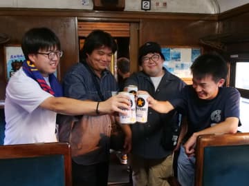 旧型客車でカンパイ！大鉄が今夏も「ビール列車」 昼飲み・納涼どちらがお好き？