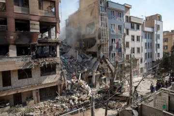 イスラエルによるイラン攻撃　要となるイラン、米国双方で政権内の意見が分裂