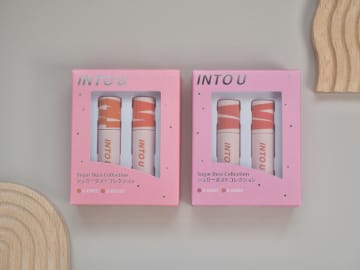 大人気 “泥リップ” に初のラメ入り！【INTO U】「限定ミニセット」に注目♡