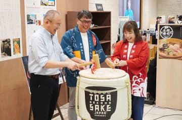 百貨店で宴会！？ 阪神梅田の高知イベントで「おきゃく」体験