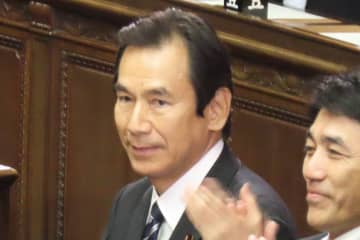 憲政史上初　衆院財務金融委員長の解任決議が可決　後任は立憲・阿久津幸彦氏
