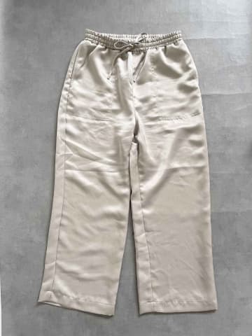 このブランド知ってる？【FOUNDGOOD】大人っぽく決まる！「夏の名品パンツ」