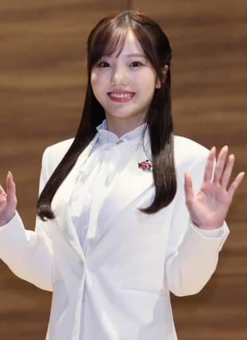 「天使のよう」本田真凜、アイスショーの演技に大反響「キラッキラに輝いてる」「心奪われました」