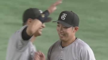 “鉄仮面”とさまぁ～ずが呼ぶ巨人・赤星優志　初めて？グラウンドで見せた笑顔に「カメラで抜かれてないだけ」とつれない態度