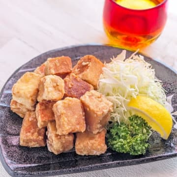 【高野豆腐50gで】「これ、肉じゃないの！？」まさか子どもが奪い合うあの味が食卓に！定番の味付けで激変する新定番唐揚げレシピ♪