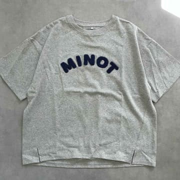 これで「¥1,089円」！？【しまむら】デイリー使いに持ってこい！「万能Tシャツ」