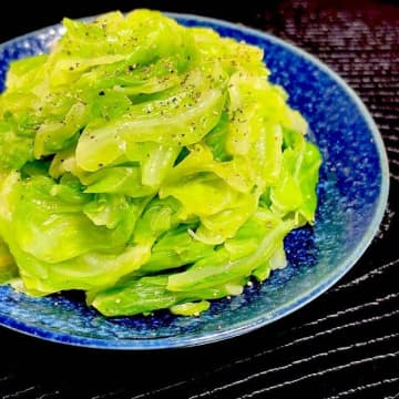 【家にキャベツがあるならコレ！】炒めるよりウマい＆速攻で作れて秒でなくなる神レシピ3選