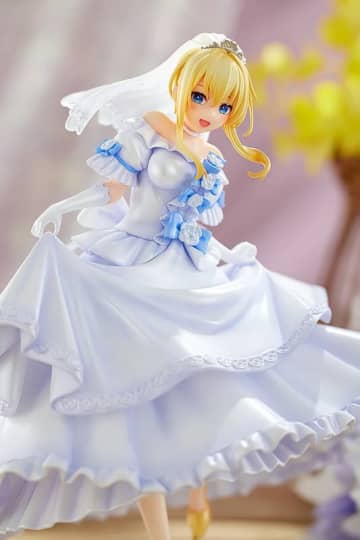「このすば」よりダクネスを花嫁姿で再現した10周年記念のフィギュアが楽天ブックスにて12%オフで販売中三嶋くろね氏による描きおろしイラストを再現
