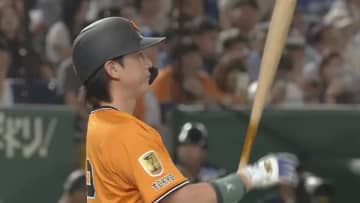 球場の雰囲気も一変　巨人・小林誠司が代打で出場　きっちりバント決める