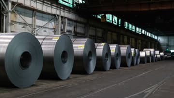 日本製鉄、米ＵＳスチールの買収を完了　総額２兆円