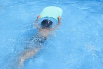 立命館大学BKCのプールで泳げる！「夏のスイミングチャレンジ教室」開催★年長〜小学生対象・泳力別クラスで安心レッスン！