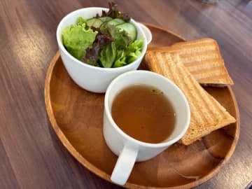 【緑園都市】ときめく不思議の国のカフェへようこそ「A.Cafe（エードットカフェ）」さん