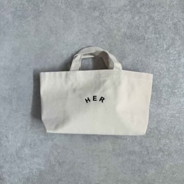 ペットボトルも入る大容量！【SHEIN】意外と侮れない「優秀トートバッグ」