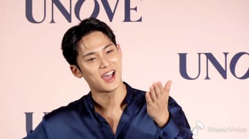 【動画】SEVENTEEN MINGYU、アンバサダー就任後&quot;初”来日で投げキス