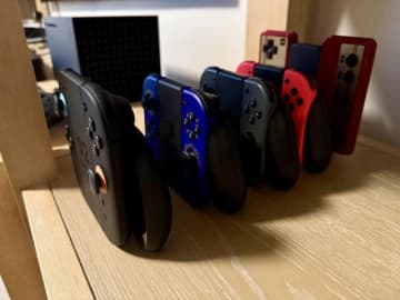 Joy-Conグリップが立った！『Nintendo Switch 2 のひみつ展』により8年越しに気付いた便利機能