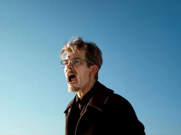 20世紀後半を駆けぬけた悪名高い実在人物描く、愛と破壊のシネ・バラード『リモノフ』9.5公開決定