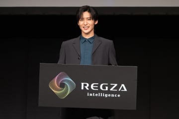 Snow Man目黒蓮が「レグザ インテリジェンス」の化身として検索をナビゲート。レグザ新製品＆新CMを発表