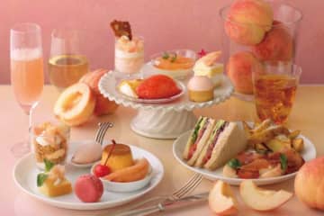 桃尽くし♡キハチ 青山本店のアフタヌーンティーが甘くて贅沢すぎる！