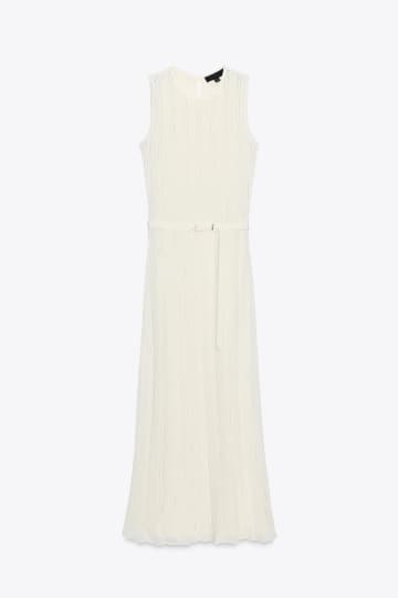 【ZARA】1枚で主役級の「愛されワンピ」