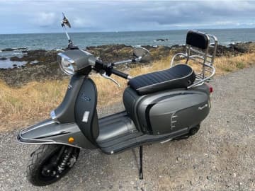 本格派スクーターカスタムに最適　ROYAL ALLOY向けアクセサリーが入荷