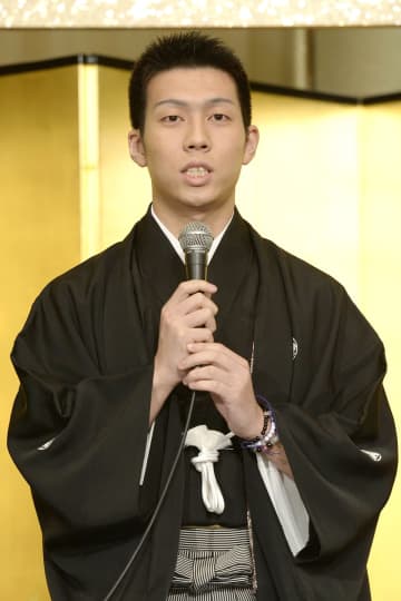 妻は顔面骨折…梨園の“貴公子”に壮絶DV報道　3年前に語られていた「歌舞伎界は男尊女卑ですよ」