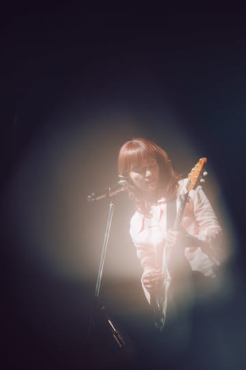 ＜ライブレポート＞iri　【Hall Tour “Seek”】の旅のなかで――音楽とともに少しずつ、ナチュラルに変わる今（ネタバレあり）