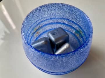 溶けない氷【アイスキューブ】でキンキンに冷えたビールを飲みたい！