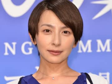 奥菜恵、ヘアカット報告　マッシュウルフに　「超可愛い」「美しい」と反響