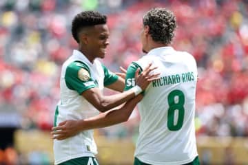 パルメイラスがクラブW杯初勝利！　“45分間中断”の一戦でアル・アハリ・カイロに2発快勝