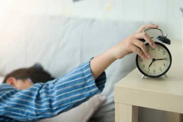 毎朝思う…「あと1時間寝たい！」を英語で言うと？