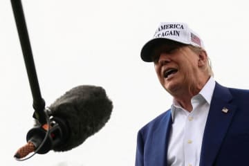 トランプ大統領が悩むイラン攻撃の重大リスク　ハメネイ師が呼び起こす「スリーパーセル」