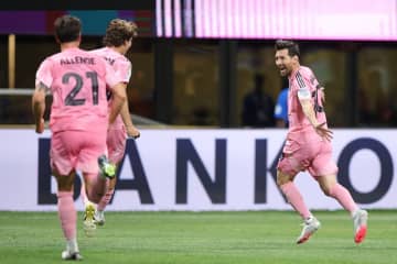 “神の子”メッシの芸術FKが決勝弾！　インテル・マイアミ、ポルトに逆転勝利でクラブW杯初白星