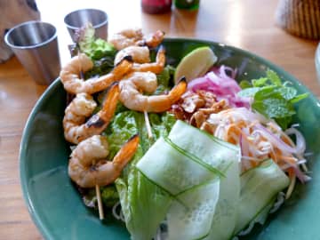 TABASCOソースで食べる日本＆アジアの冷やし麺を 「夏のピリ辛麺祭り」都内レストランで