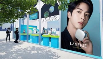 BTS ジンの大型ビジュアルが再び登場！韓国コスメ「LANEIGE」原宿にて7月2日よりポップアップ開催