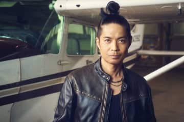 久保田利伸、40周年イヤー突入前日に「諸行は無常」配信スタート＋過去曲MVフルを一挙公開
