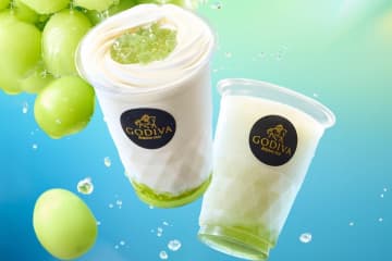 ゴディバ「シャインマスカット ショコリキサー」“ぷるぷる弾ける”ゼリー入りホワイトチョコドリンク