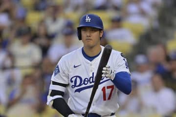 大谷翔平、死球直後の振る舞いにLA実況席注目　ベンチに向かって手を振り「事を収めようとしている」「出てくるなと言っているようだ」両チーム監督退場の乱戦で光る対応力