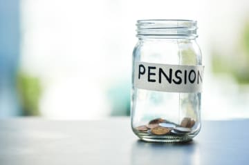 専業主婦で「これまで年金払ってない」という母。もうすぐ60歳なのですが「受け取れる年金」はゼロなのでしょうか？ 子どもとして“援助”すべきですか？