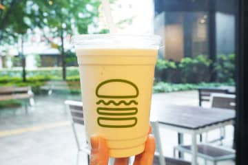 シェイクシャック、幻の味を実食！ 大阪限定で濃厚シェイク復活