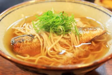 料理研究家リュウジ『世界で一番旨いうどんの食べ方』を紹介！自ら”断言できる旨さ”と豪語する「山形が生んだ至高のレシピ」にネットでも反響の嵐「作ってみたら、想像の100倍美味しかった」「こんな食べ方知らんかったやってみる」の声