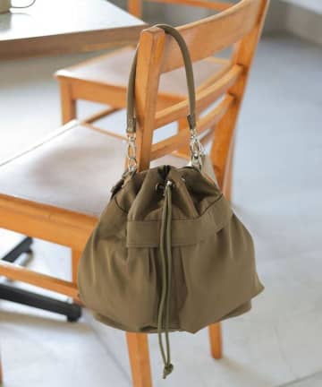 【グローバルワーク】軽くてオシャレ！「2WAYバッグ」