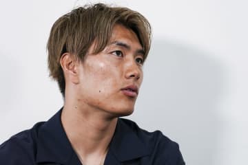 「コイツらにどう思われてもいい」現役日本代表が明かす“異国のリアル”。Jリーグとの決定的な違いとは？