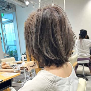 白髪も隠せる！！ ＜40・50代＞が垢抜ける【明るめボブ】めちゃイイかも、、♡