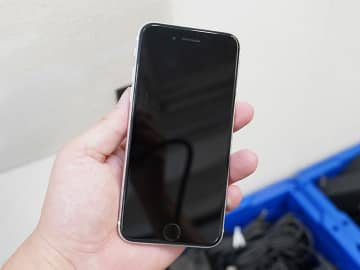 第2世代iPhone SEのジャンク品が7,700円から、Pixel 7aの未使用品が39,800円など！期間限定セール