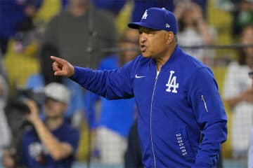 激昂のロバーツ監督「わがチームに故意は一切ない」大谷翔平への死球は「絶対に意図的。かなり強いボールだった」
