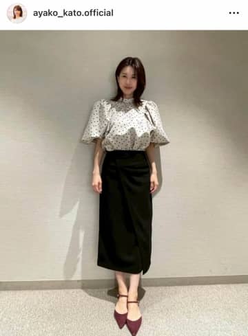加藤綾子アナ40歳、白ワンピース姿で完璧な美しさ　レアなメガネ姿にキュン...「とってもかわいい！」