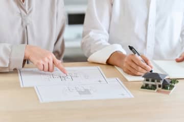 相続した土地に「賃貸併用住宅」を建てようと思いますが、住宅ローン減税と家賃収入のバランスはどうなりますか？