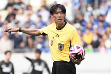 Jリーグが公開した“神動画”が「めちゃくちゃ有益」　主審に密着…貴重映像にファン感嘆「超尊敬」